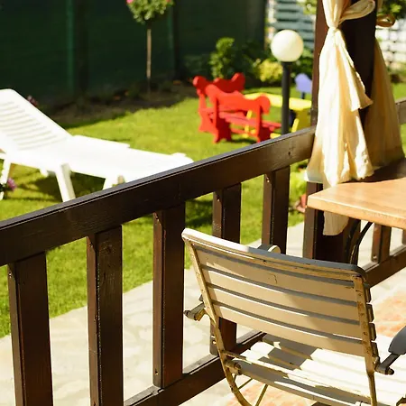Yanevi Villa *